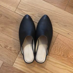Nisolo Mariella Mule (Black)